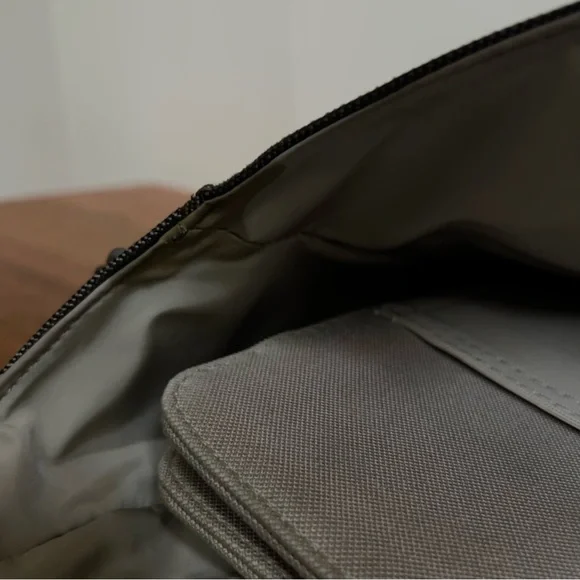 CHRISTMAS SPECIAL LOUIS VUITTON Damier Geant Gray Messenger Computer Laptop Bag - Picture 13 of 16